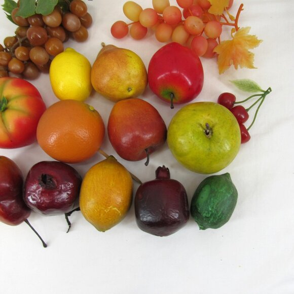 Vintage Faux Artificial Plastic Fruit Lot of 15 Pieces Read Description - Picture 5 of 6